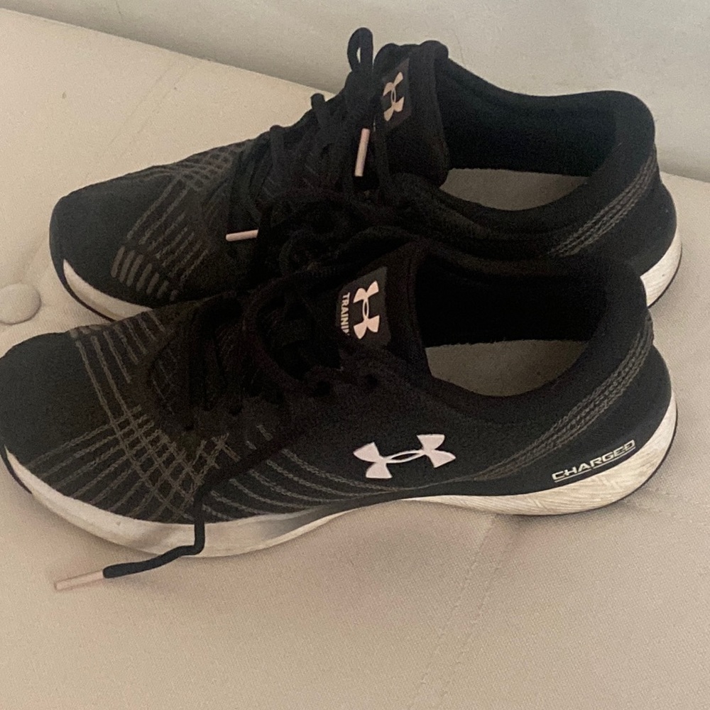 Under Armour Size 10